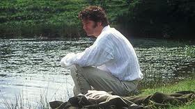Colin Firth en la versión de 1995. Esta escena no existe en la novela.