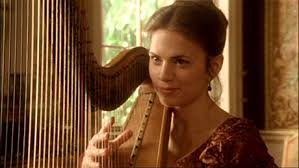 Mary Crawford tocando el arpa