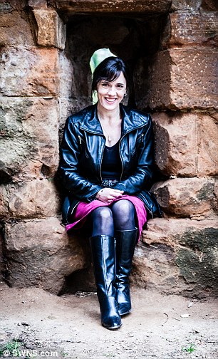 Y aquí tenemos a la Dra. Law, a la que agradecería un poco más de rigor y evidencia en sus afirmaciones.